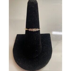 10k engagement or wedding ring size 7 1/2